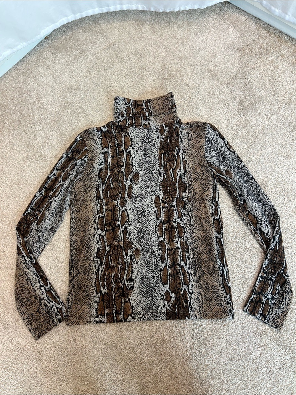 Zara Python Snake Animal Print Turtleneck Sweater Top Tan Brown Cream Sz L - Picture 6 of 10